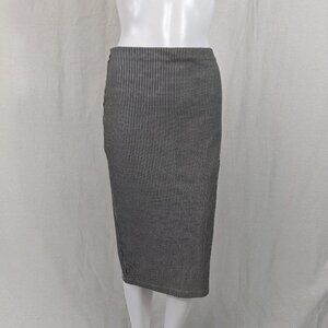 Sanctuary Stretchy Black And While Houndstooth Pencil Skirt